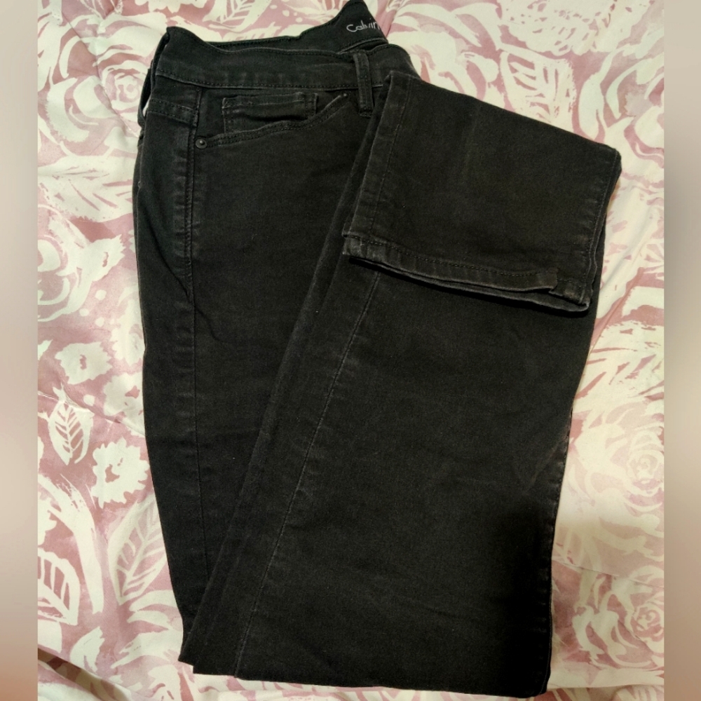 Calvin Klein Women's Ultimate Skinny Stretch Jeans, Size 8